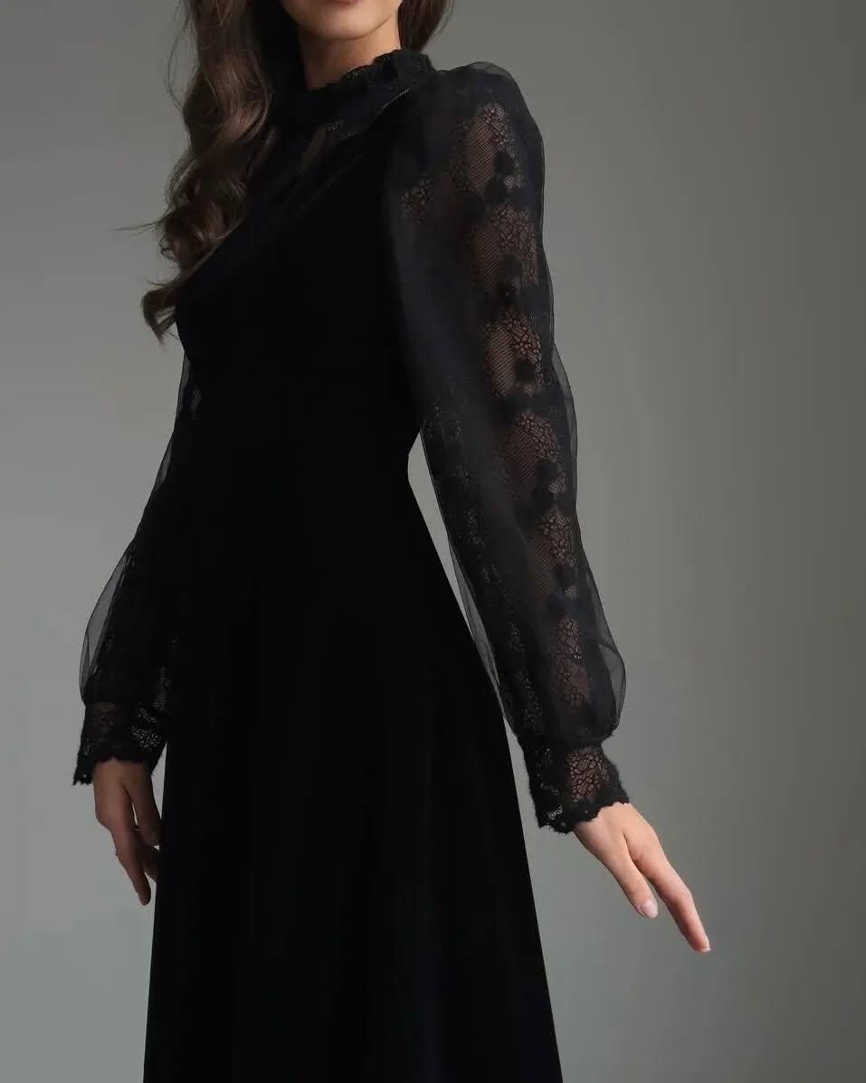 BLACK TEMPTATION WOVEN VELVET LACE MIDI DRESS