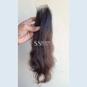 Onbewerkt Indiaas mensenhaar extensions met Swiss Lace Closure 2*6 - Natuurlijk golvend, transparant kant, handgemaakt afbeelding 4