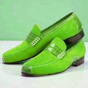 Handgefertigte Grüne Wildleder Kroko Leder Loafers - Herren Slip-On Mokassins