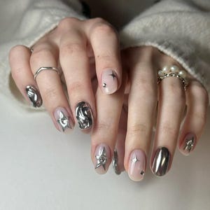 silver chrome star nails/ hand painted nails /custom press on nails/ hand made Press on Nails/ Gel Nails/Press on Nail