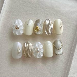 3D Flower Press On Nails: Hand-Painted Faux Acrylic Gel Nails