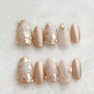 cat eye gold flower nails/ hand painted nails /custom press on nails/ hand made Press on Nails/Faux Acrylic Nails/ Gel Nails/Press on Nail