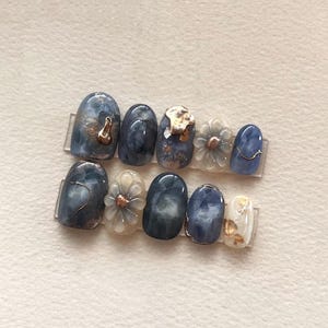 3D Flower Press On Nails: Hand-Painted Faux Gel Acrylic Nails