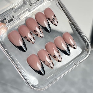 leopard french nails/ hand painted nails /custom press on nails/ hand made Press on Nails/Faux Acrylic Nails/ Gel Nails/Press on Nail