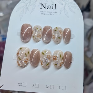 cat eye flower nails/ hand painted nails /custom press on nails/ hand made Press on Nails/Faux Acrylic Nails/ Gel Nails/Press on Nail