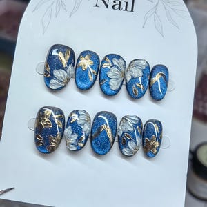 cat eye flower nails/ hand painted nails /custom press on nails/ hand made Press on Nails/Faux Acrylic Nails/ Gel Nails/Press on Nail
