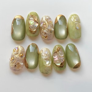 gold chrome green cat eye nails/ hand painted nails /custom press on nails/ hand made Press on Nails/ Gel Nails/Press on Nail