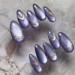 cat eye gold flower nails/ hand painted nails /custom press on nails/ hand made Press on Nails/Faux Acrylic Nails/ Gel Nails/Press on Nail
