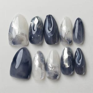 3D Silver Marble Press On Nails: Hand-Painted Faux Acrylic Gel Nails