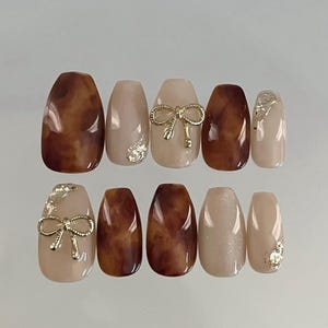 3D Bowknot Press On Nails: Hand-Painted Faux Acrylic Gel Nails