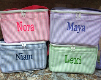 Personalized Cooler Lunch Box in Seersucker, Lunch Bag, Cooler Bag, Lunchbox, Lunch Tote, Insulated Cooler