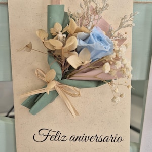 Exclusive Handmade Card with Dried Flowers Bouquet