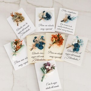 Exclusive Handmade Card with Dried Flowers Bouquet | Gift for Grandma & Grandpa