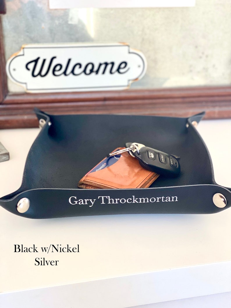 Handmade Leather Valet Tray. Choose From Caramel, Crazy Horse, Black, or Chocolate Brown. Laser engraved personalization. Many color options image 4