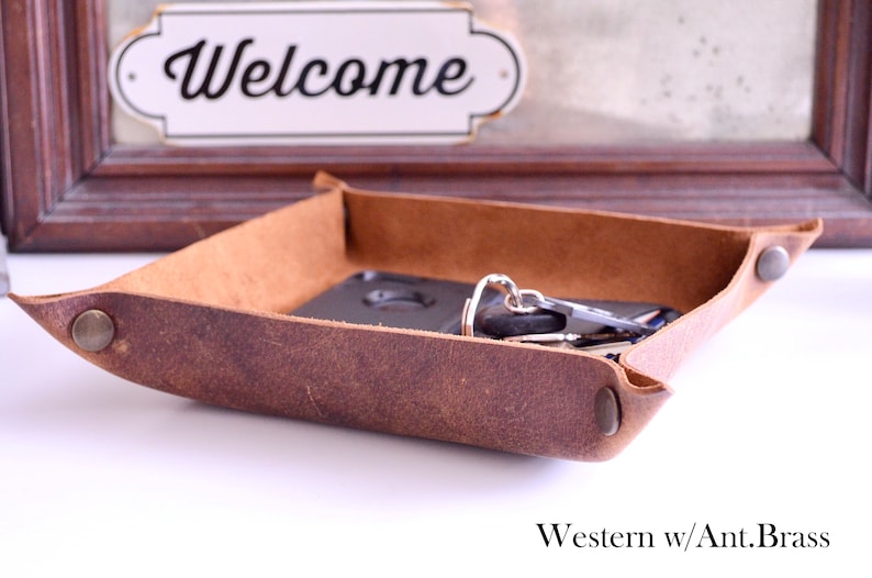Handmade Leather Valet Tray. Choose From Caramel, Crazy Horse, Black, or Chocolate Brown. Laser engraved personalization. Many color options image 9
