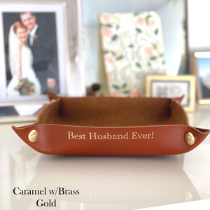 Handmade Leather Valet Tray. Choose From Caramel, Crazy Horse, Black, or Chocolate Brown. Laser engraved personalization. Many color options image 2