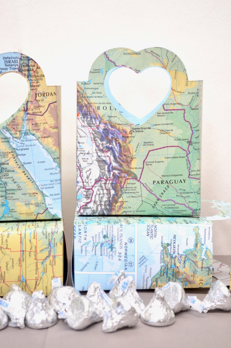 Vintage Map Heart Handled Gift Bags Perfect for gift cards, wedding favors, wedding confetti, small gifts, and candy. image 1