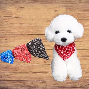 Dog and Cat Bandana Collar – Adjustable Pet Scarf Neckerchief for Puppies and Kittens