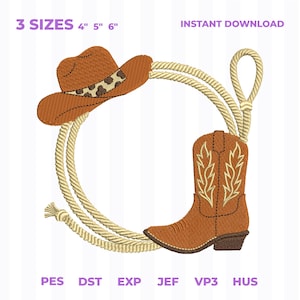 Puede incluir: Un diseño de bordado con un sombrero de vaquero marrón con banda de leopardo y una bota de vaquero marrón con costuras blancas, enmarcado por una cuerda beige. Texto: 3 SIZES 4" 5" 6", INSTANT DOWNLOAD y formatos PES, DST, EXP, JEF, VP3, HUS.