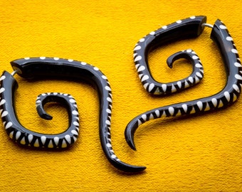 Zebra Spirals M/Horn - Fake Gauges, Fake Plugs, Handmade