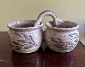 Vintage Granite Lake Pottery Condiment Holder Leaf Pattern