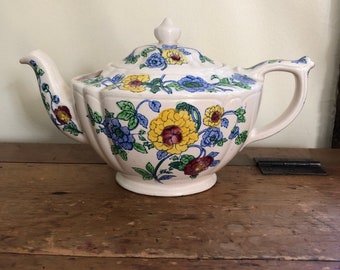 Floral Pattern Sadler Teapot 2007