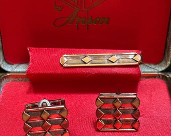 Vintage Lincoln Road Tie Clasp and Matching Cufflinks by Anson