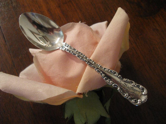 Whiting Louis XV Salad Serving Spoon