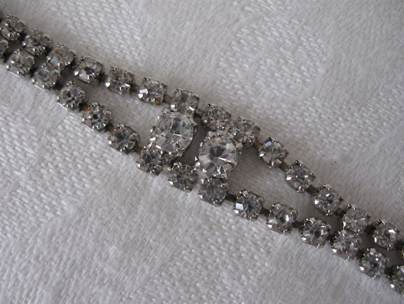 Beautiful Rhinestone Bracelet  7" long  Shiny Sil… - image 2