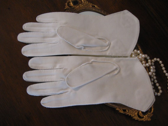 Vintage Schiaparelli   Fownes  White Gloves  7 1/… - image 6