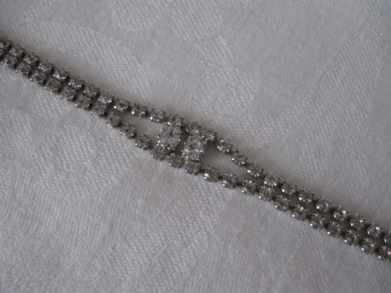 Beautiful Rhinestone Bracelet  7" long  Shiny Sil… - image 1