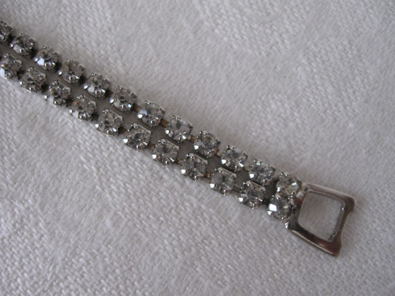 Beautiful Rhinestone Bracelet  7" long  Shiny Sil… - image 5