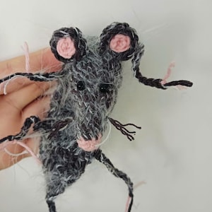 Patrón de rata de crochet en PDF, divertido patrón de ratón amigurumi, adorno colgante de bolso de ratón de crochet, lindo adorno de animal, patrón de regalo DIY.