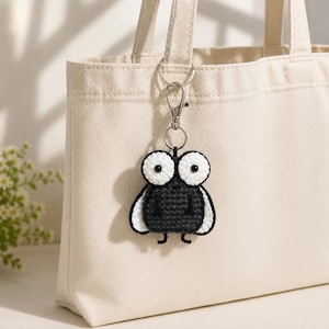 Crochet Funny Fly Keychain Pattern PDF, Cute Bug Amigurumi, Kawaii Fly Bag Charm, Insect Crochet Pattern, Instant Download