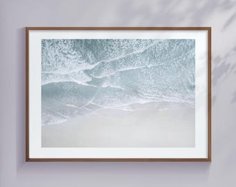 Neutrales Meer Wand Kunst zum ausdrucken – Minimalistische Küsten Landschaft – Großer horizontaler Strand Druck – Ruhiges Schlafzimmer Dekor (Digitaler Download)