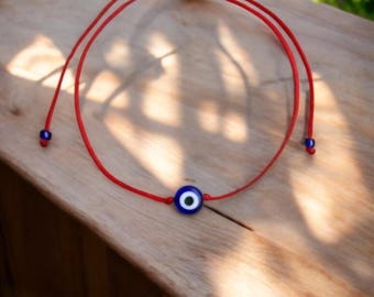 Pulsera de hilo rojo con ojo malvado, joyería de protección ajustable, amuleto espiritual de la suerte, regalo minimalista y significativo para ella.