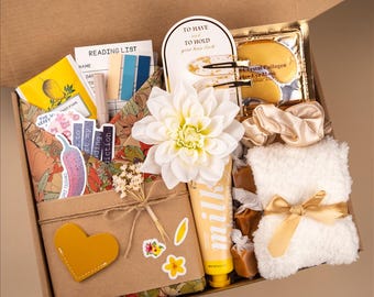 Gift Book Surprise Reading Box Cozy Reader Comfort | Blind Date with a Book Package | Book Bundle Reading Kit Personal Message | Book Lover