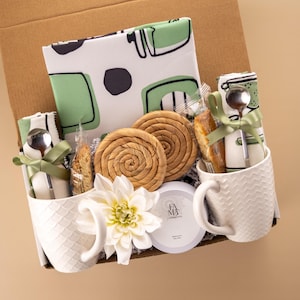 Realtor Closing Gift, Gift for Client, Gift for Family Home, Couples Gift Basket, Gift Ideas, Hygge Gift for Two, Housewarming Gift Basket