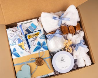 Personalized Blind Date with a Book Gift Box Mystery Gift for Book Lover Gift Personalized Book Gift Birthday Gift for Her Bookworm Gift