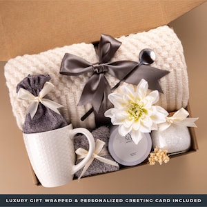 Hug In A Box, Encouragement Gift, Mom Gift Set, Hygee Gift Box, Thinking Of You Box, Cozy Care Package, Self Care Basket, Blanket Gift Box