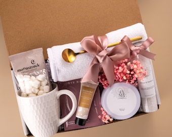 Graduation Gift Box | Congratulations Gift, College Graduation, Grad Gift, Personalized Gift, Graduation Box 2026, Care Package