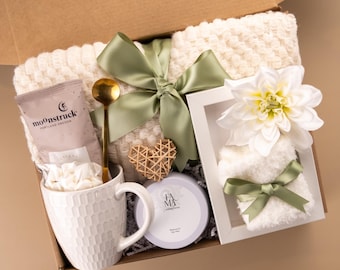 Graduation Gift Box for Her – Class of 2026 Spa Care Package, College or High School Grad Gift