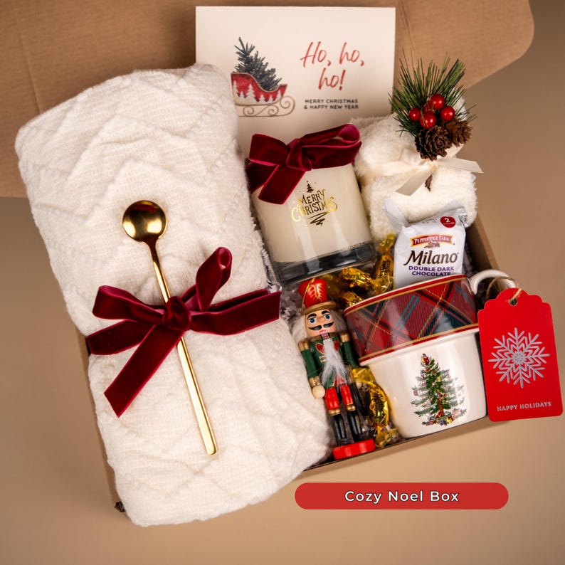 Christmas Gift Basket for Her | Warm & Cozy Care Package for Friend, Hygge Gift Box for Women, Unique Christmas Gifts for Her Comfort image 1