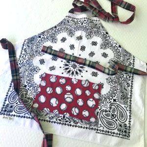 Handmade Aprons for Kids, Little Helper Apron for Boy or Girl,  Montessori Play Apron, Little Chef Apron for Kid