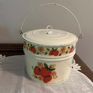 Vintage Strawberry Tin Bucket Pail with Lid and Handle