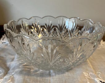 Hand Crafted Designs of Ireland Shannon Crystal 8.25 inch Bowl