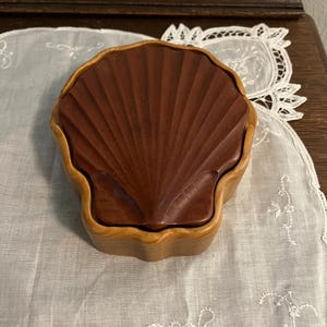 Wooden Lidded Shell Shaped Trinket Box