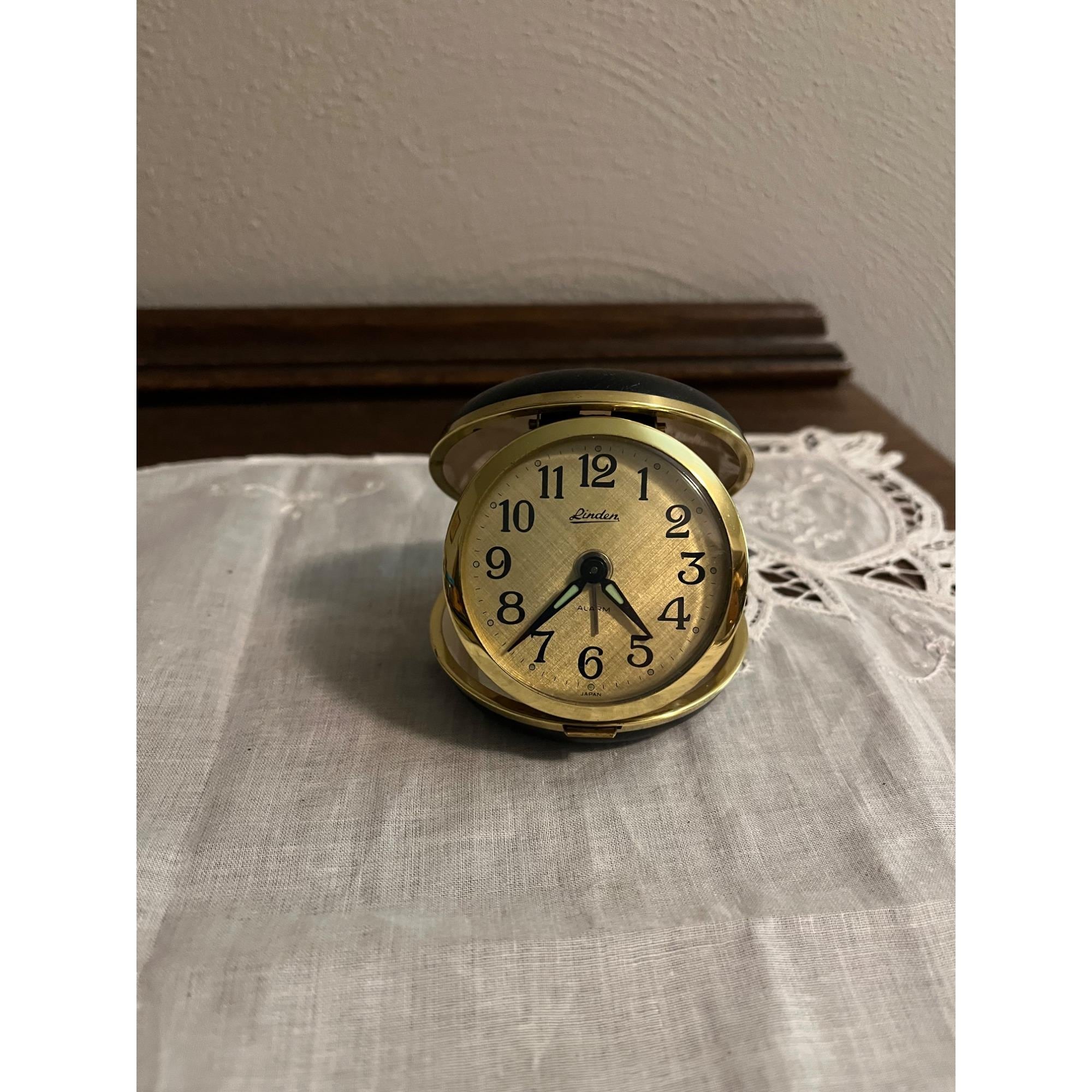 LINDEN ALARM CLOCK　目覚まし時計　置き時計　レトロ LINDEN ALARM CLOCK 目覚まし時計 置き時計 レトロ Linden Travel