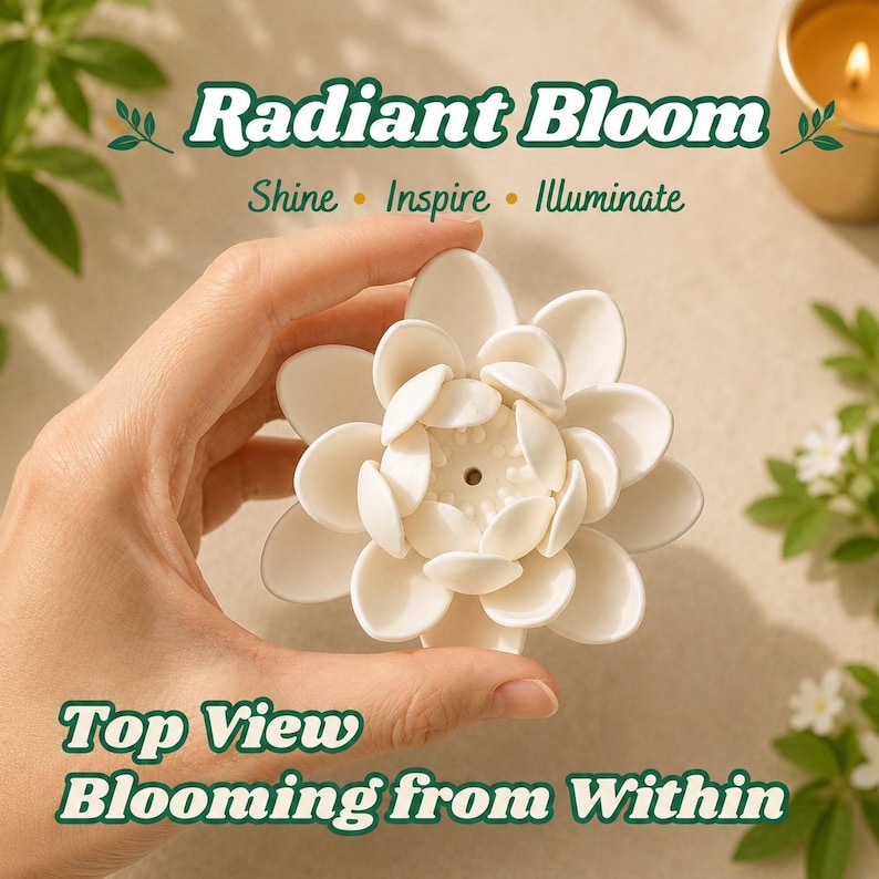 Może przedstawiać: Biała ceramiczna rzeźba kwiatu lotosu z warstwowymi płatkami i centralnym otworem. Tekst Radiant Bloom, Shine, Inspire, Illuminate oraz Top View Blooming from Within jest wyświetlany zieloną czcionką na neutralnym tle.