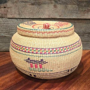Handwoven Native Basket with Knobbed Lid  Multicolor Storage Container Home Decor